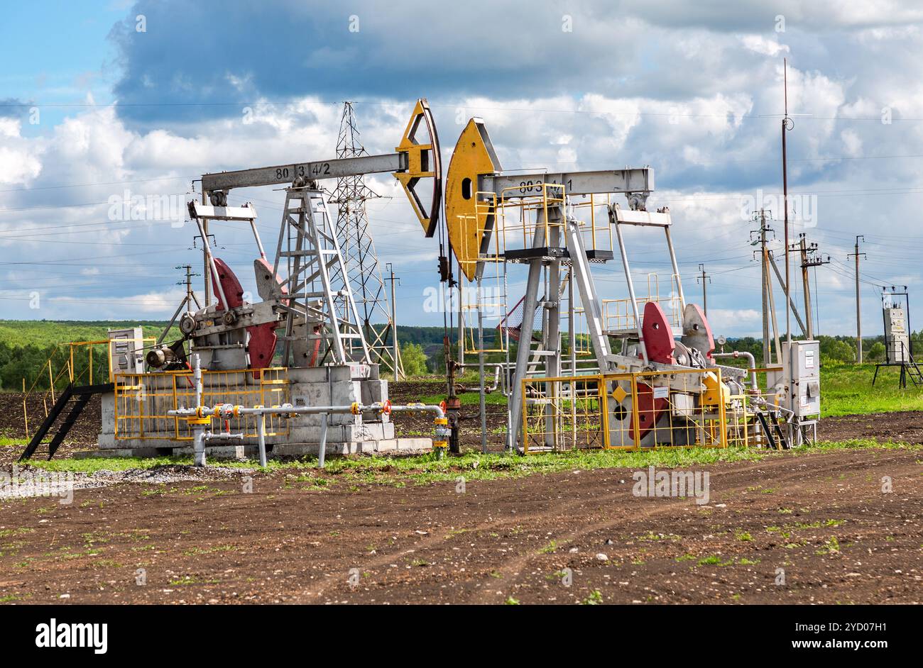 Fracking Machine Nov Petroleum extraction machine hi-res stock photography and images - Alamy