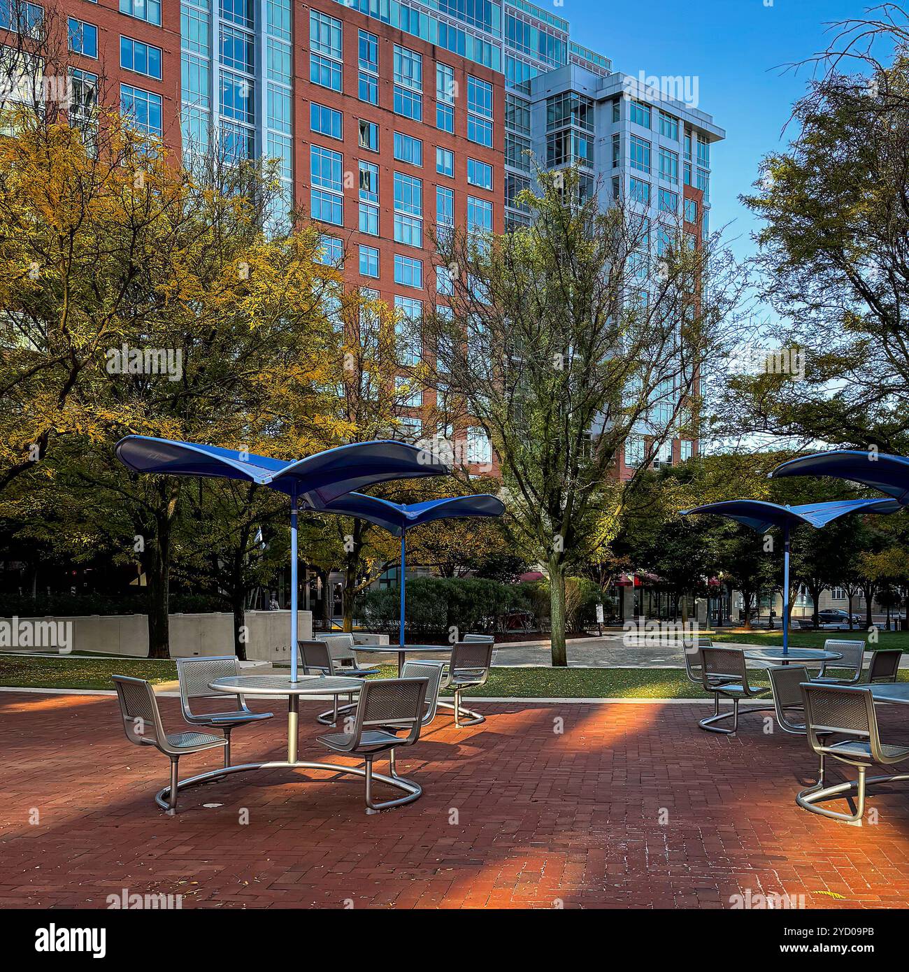 Reston town square park hi-res stock photography and images - Alamy