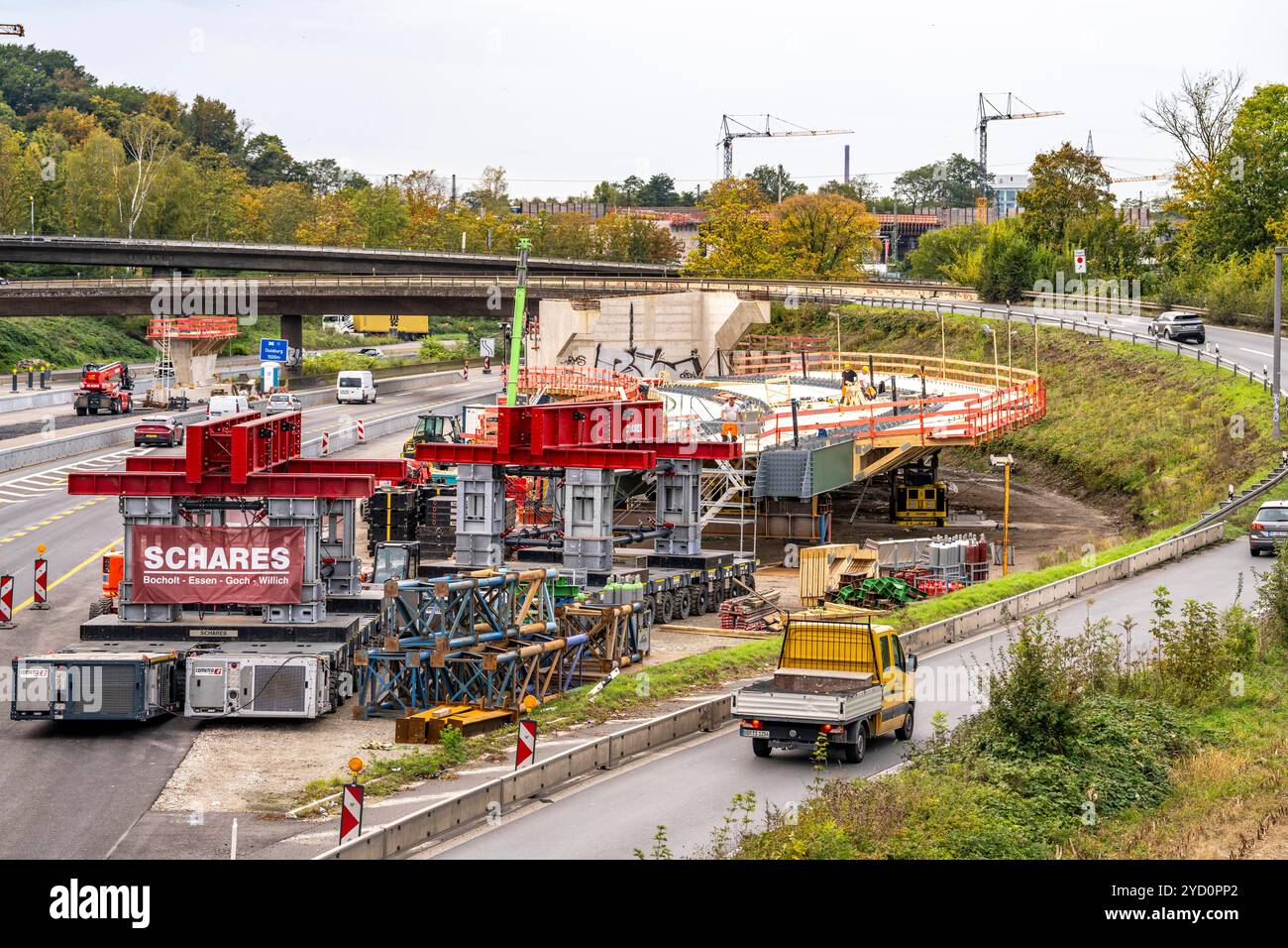 Duisburg-Kaiserberg freeway junction, A40 with the A3, major ...
