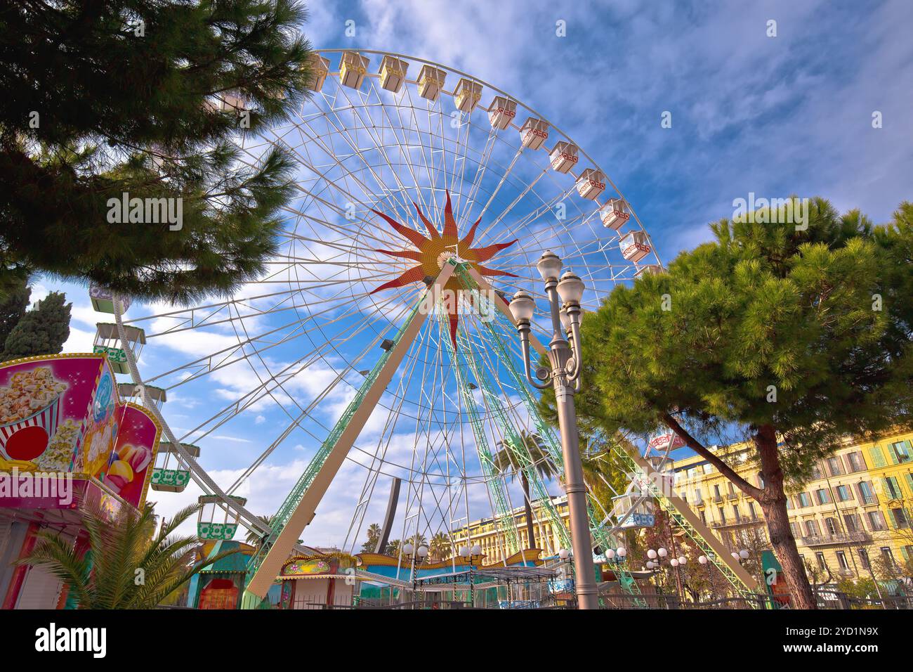 Ferris wheel fun hi-res stock photography and images - Alamy