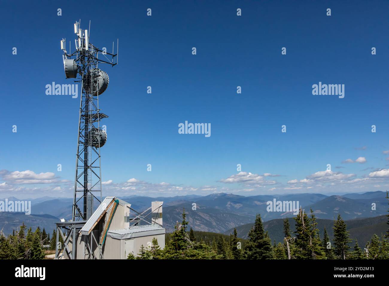 Scenic shot mountain on sunny hi-res stock photography and images - Alamy