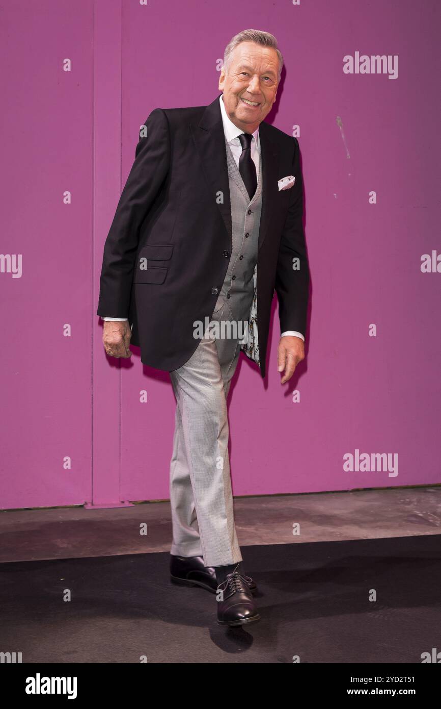 Roland Kaiser (Suit) a grandezza naturale