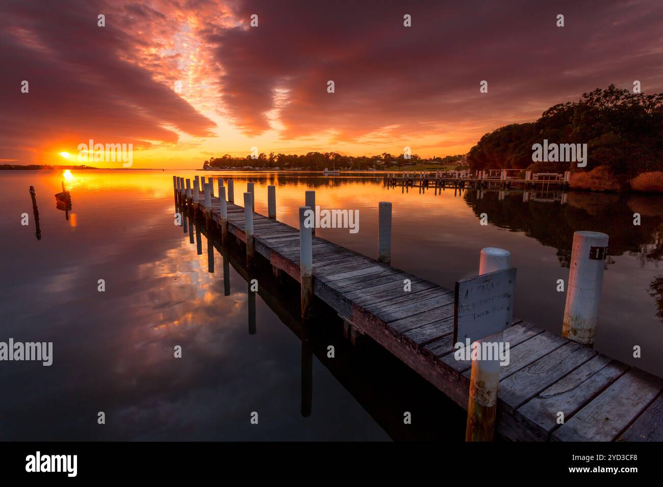 Views under the water hi-res stock photography and images - Alamy
