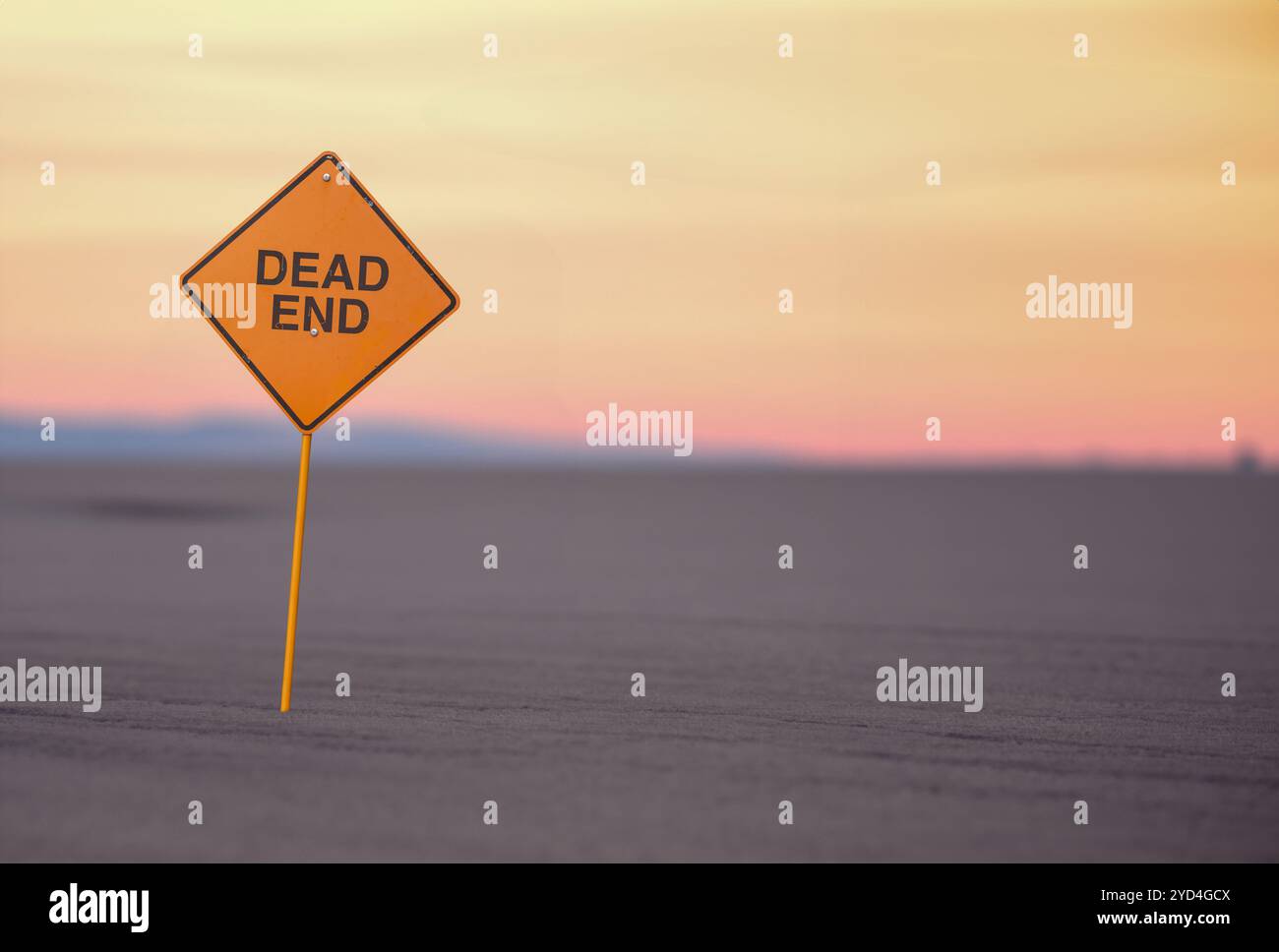 Dead End Sign In Desert Wilderness Stock Photo - Alamy