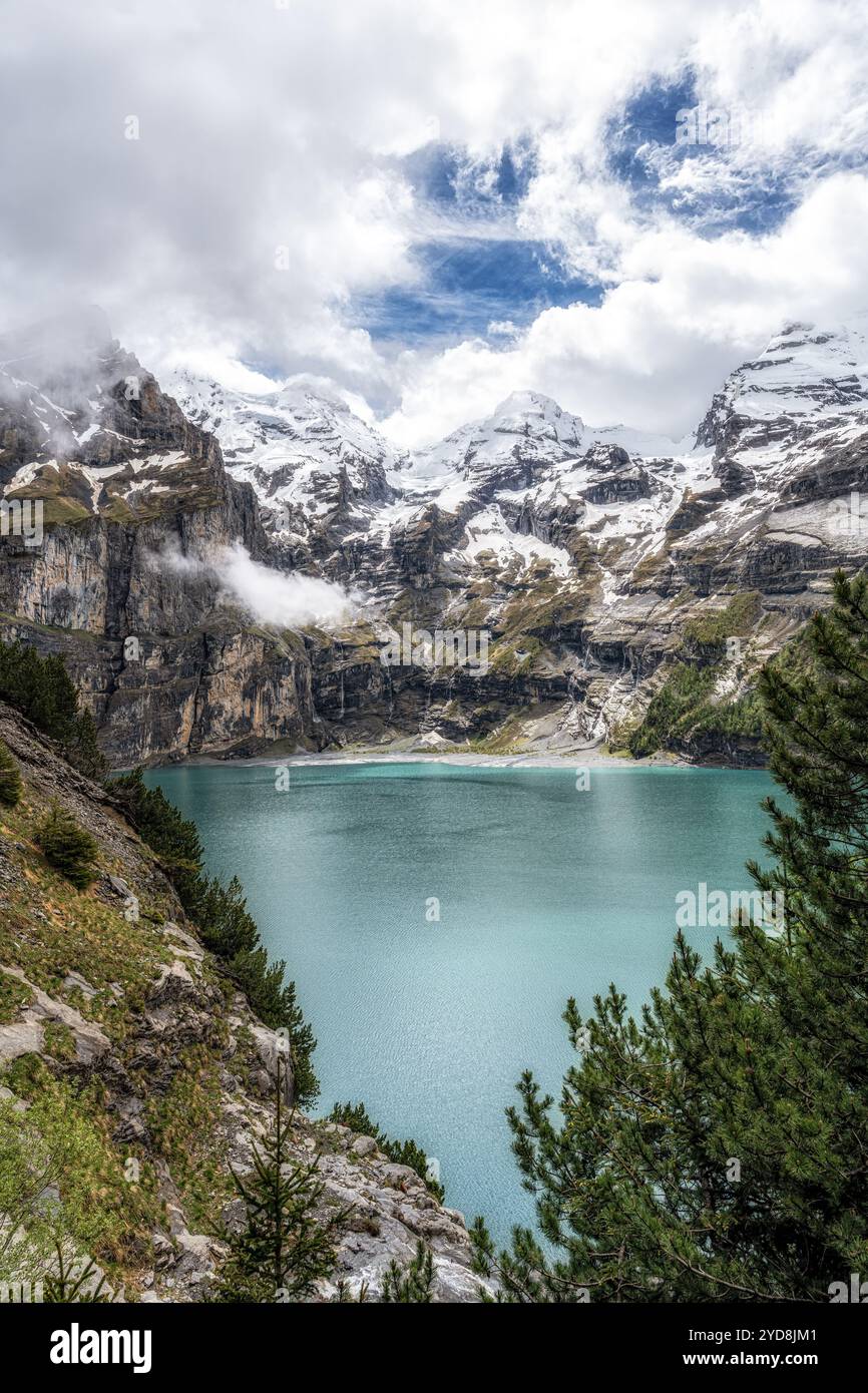 Swiss mountain lake oeschinensee oeschinen hi-res stock photography and ...