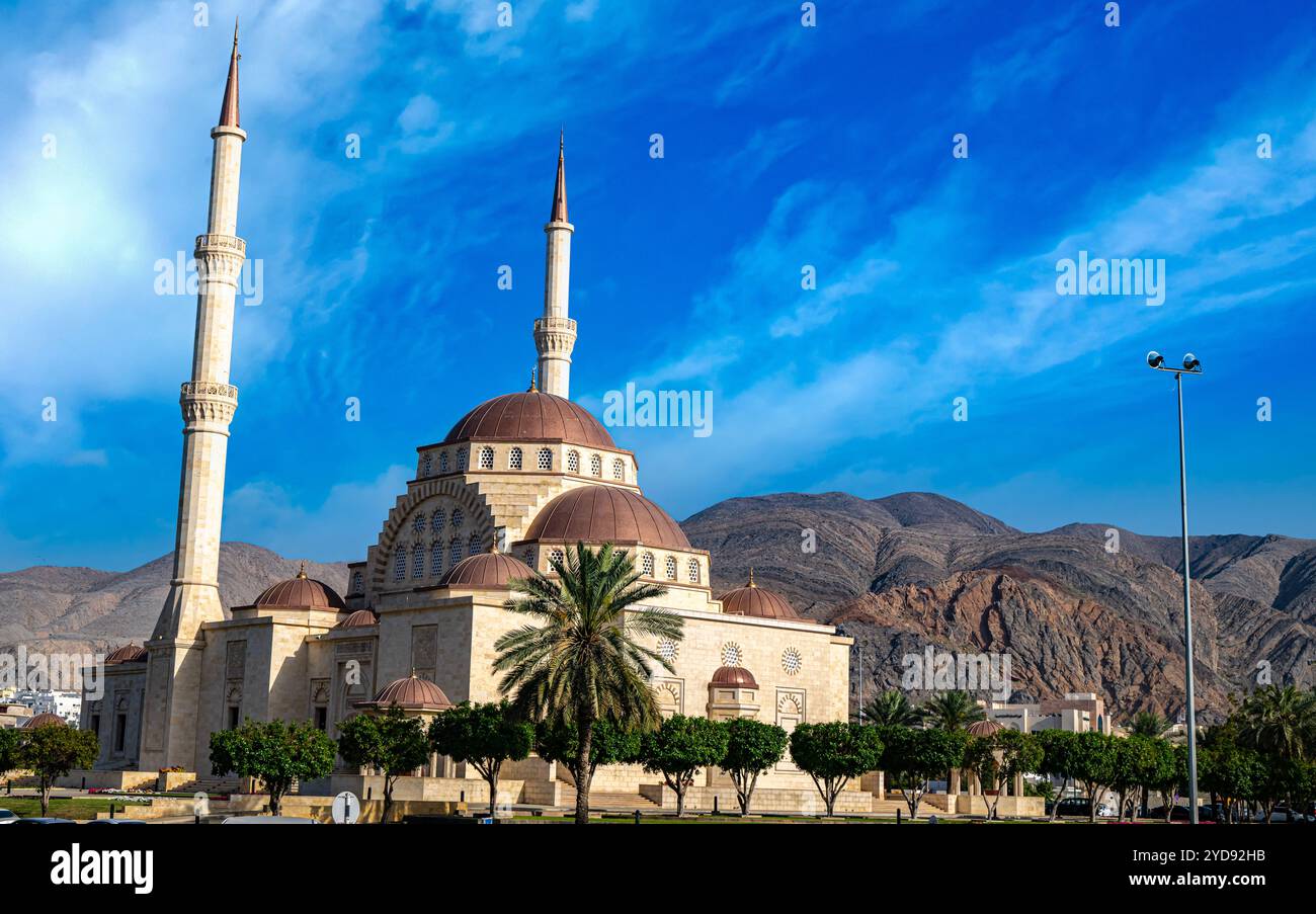 Said Bin Taimur Mosque in Muscat Stock Photo - Alamy