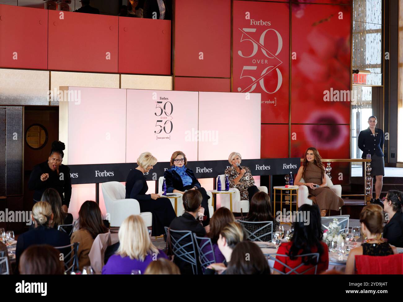 New York, United States. 25th Oct, 2024. Suze Orman and Brooke Shields