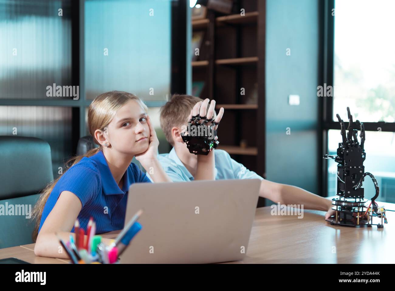 Robot education technology around the world, It is already considered ...