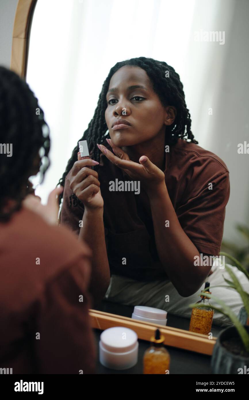 Skincare glow african woman hi-res stock photography and images - Alamy