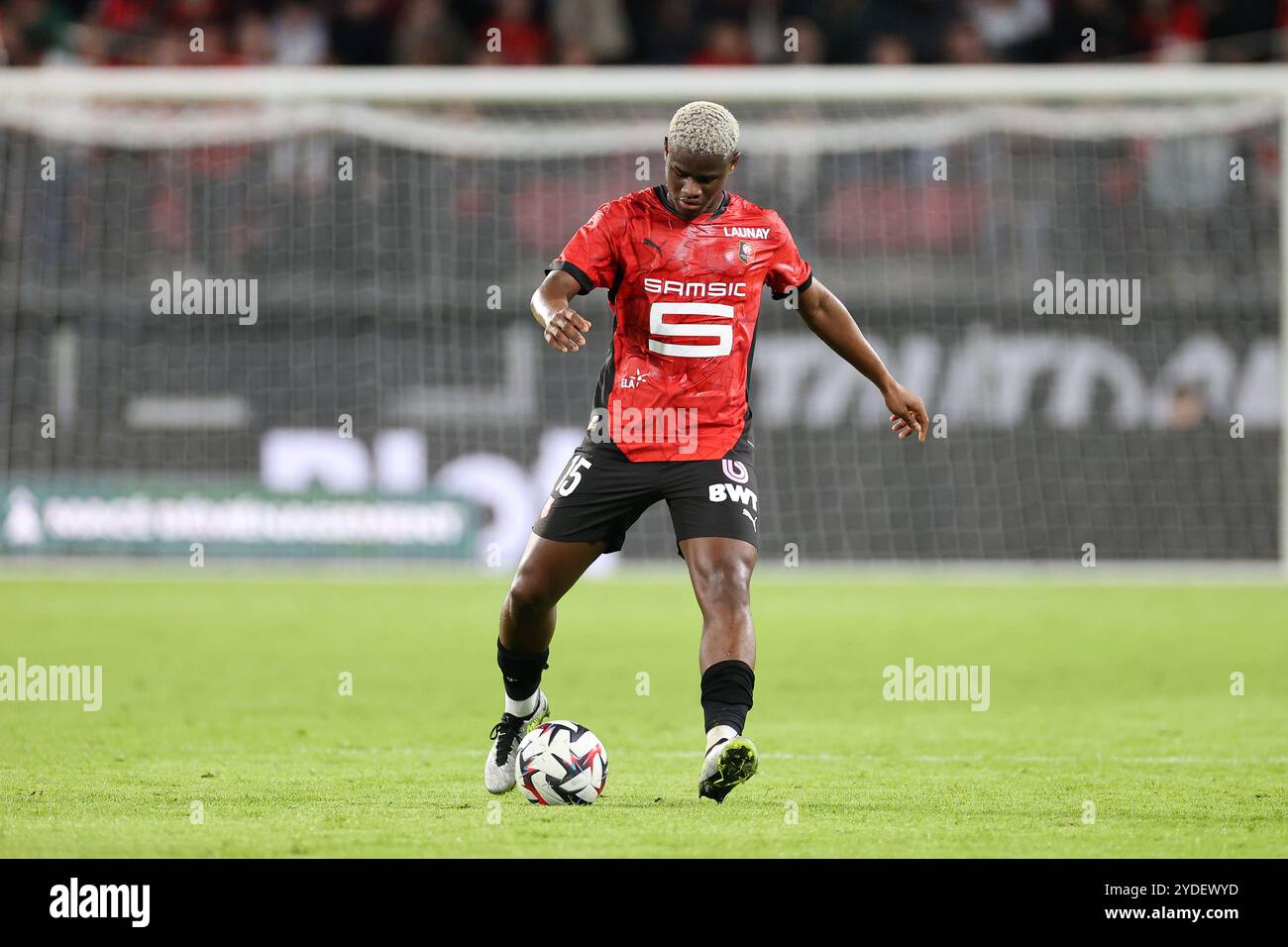 Barcelona Defender Signs with Ligue 2 Club Barcelona Defender Signs with Ligue 2 Club