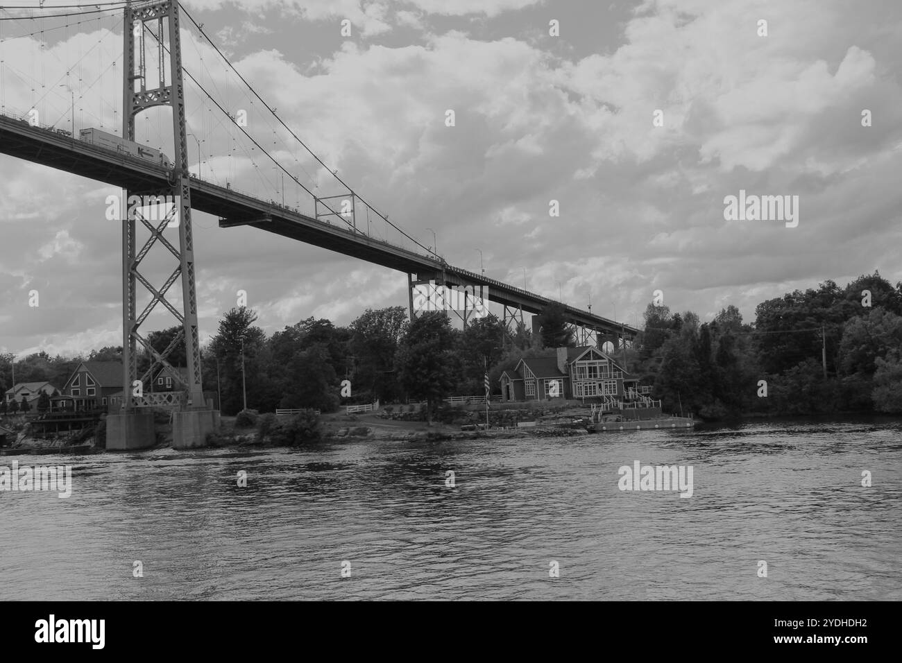 The US side of the Thousand Islands International Bridge, which crosses ...