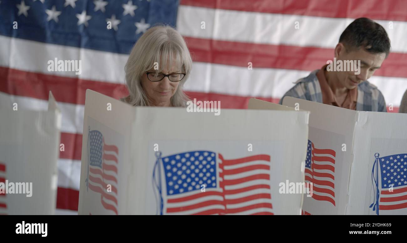 Asian american voting hi-res stock photography and images - Alamy