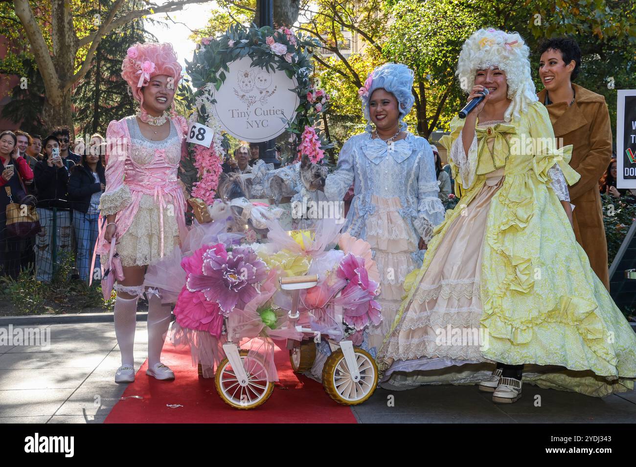 Nyc halloween parade 2024 hires stock photography and images Alamy