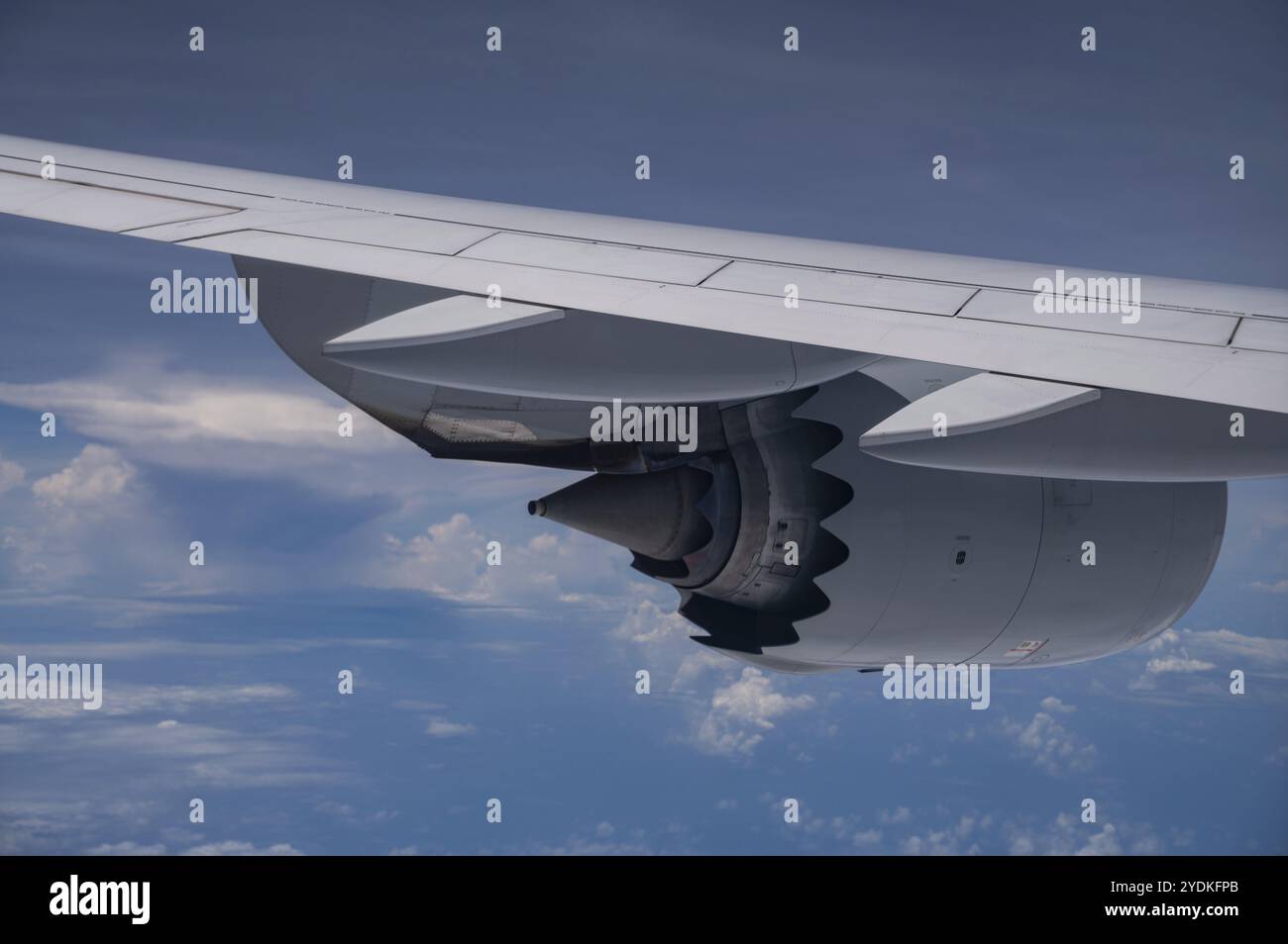 Lufthansa boeing 747 8 engine hi-res stock photography and images