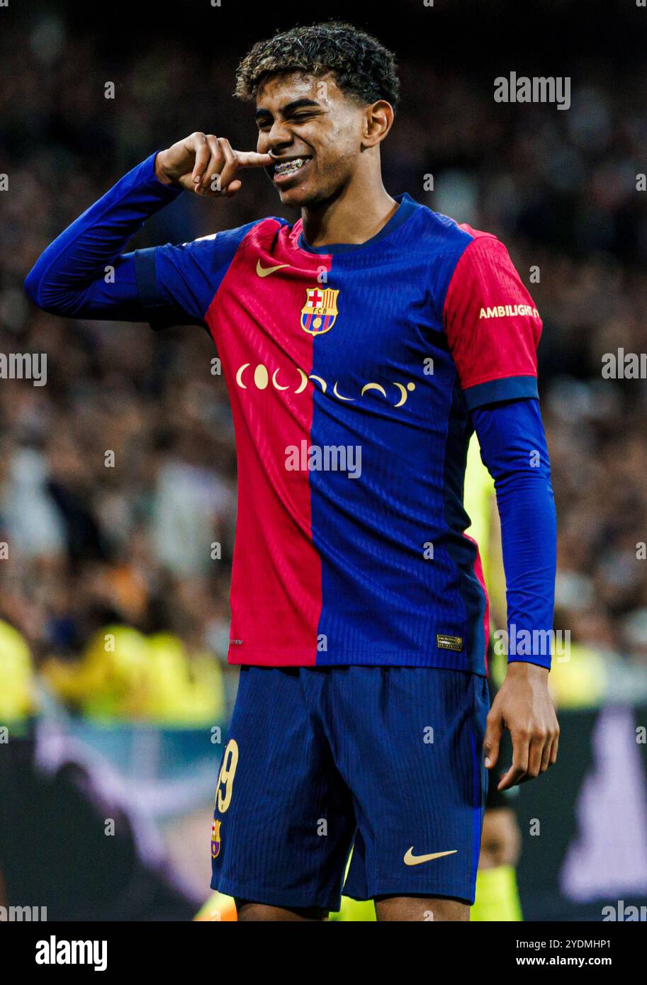 Lamine yamal real madrid hi-res stock photography and images
