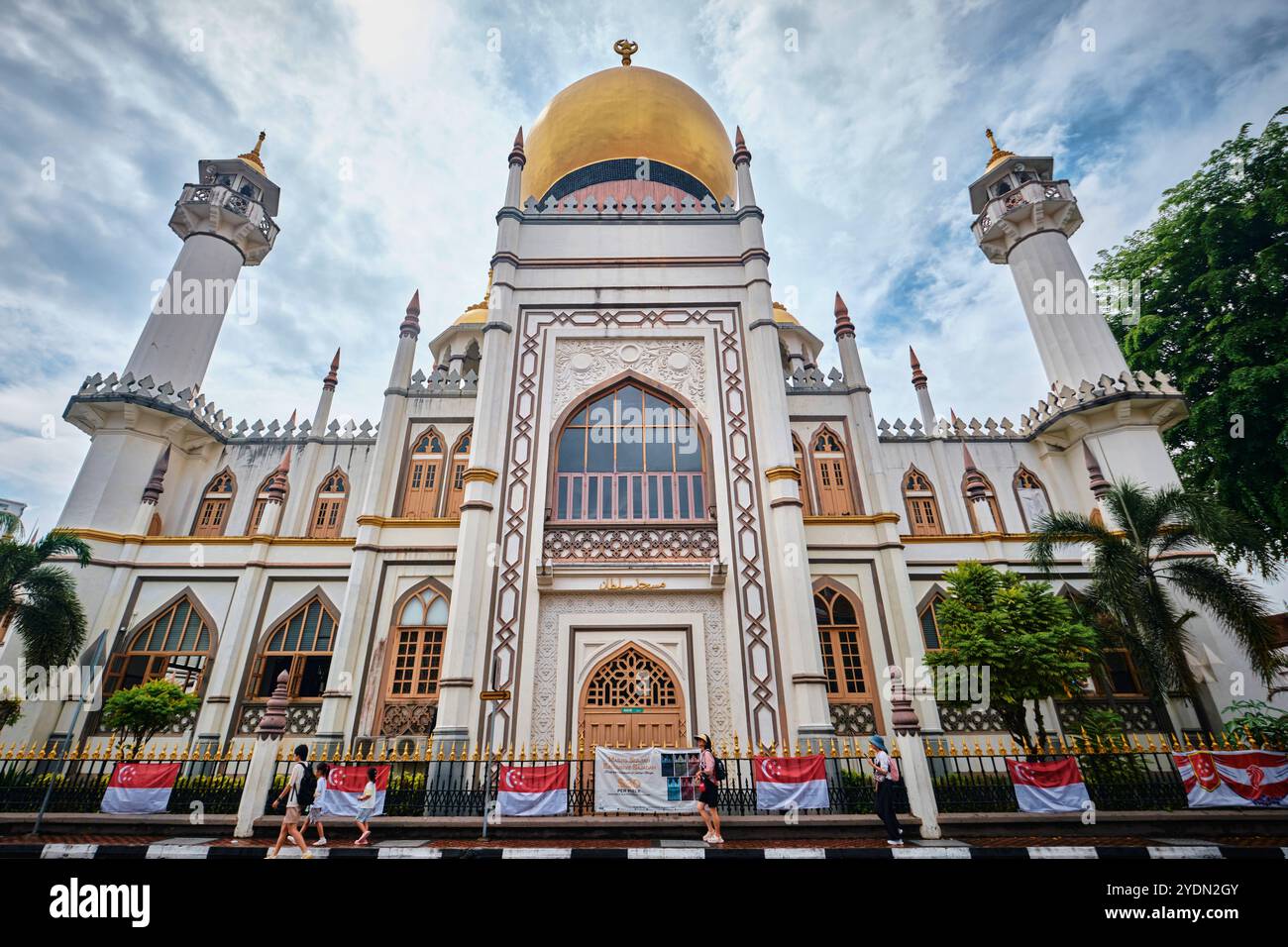 Singapore - August 16, 2024: Masjid Sultan Mosque in historic Kampong Glam with golden dome and huge prayer hall,the focal point for Muslim community Stock Photo