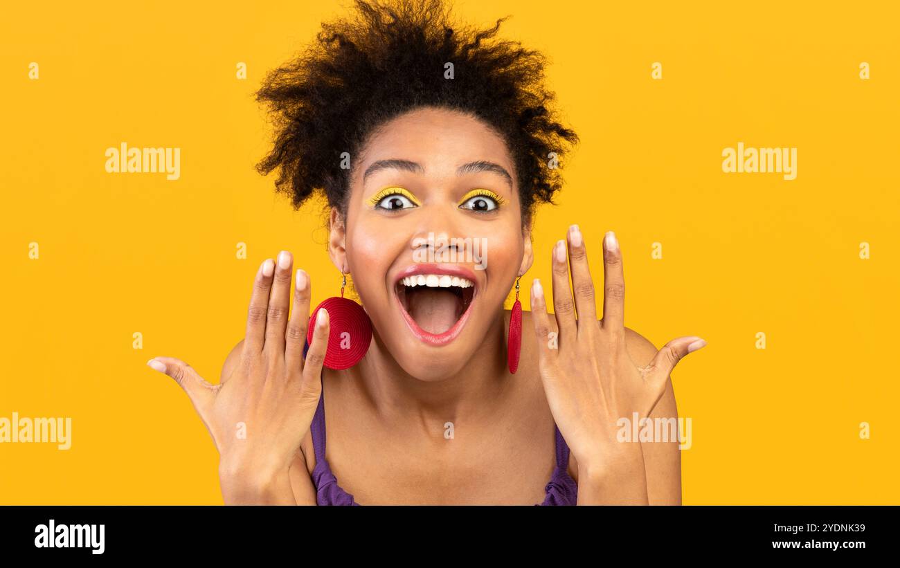 Funny screaming curly woman hi-res stock photography and images - Alamy