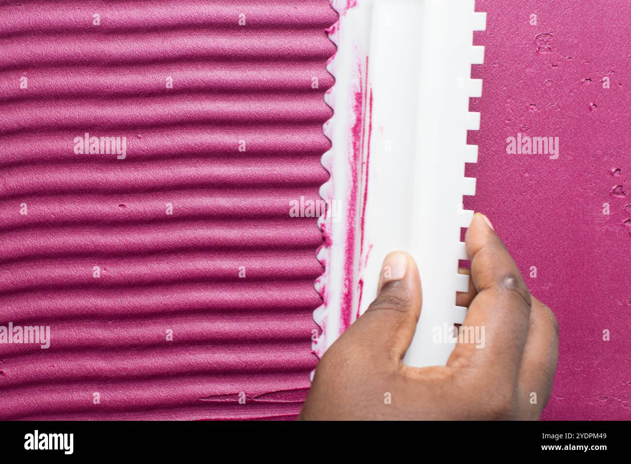 Comb attachment hi-res stock photography and images - Alamy