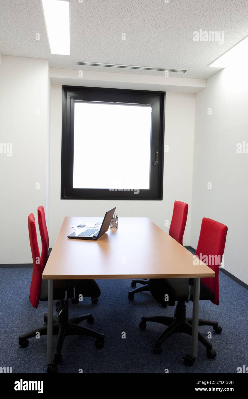 Meeting table chairs notebook hi-res stock photography and images - Alamy