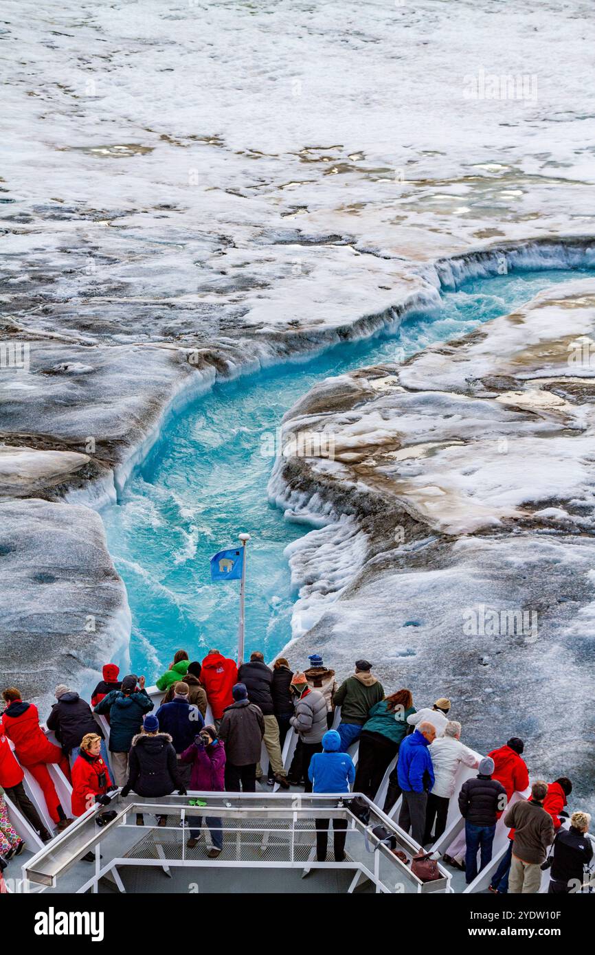 The Lindblad Expedition ship National Geographic Explorer near glacial run-off in the Svalbard Archipelago, Norway, Arctic, Europe Stock Photo