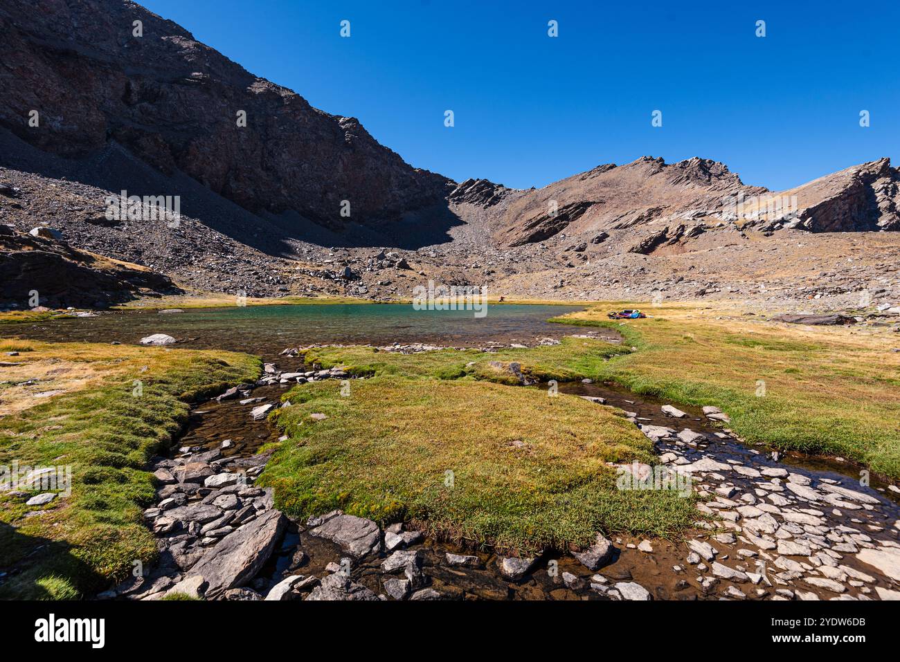 Camping in the sierra nevada hi-res stock photography and images - Alamy