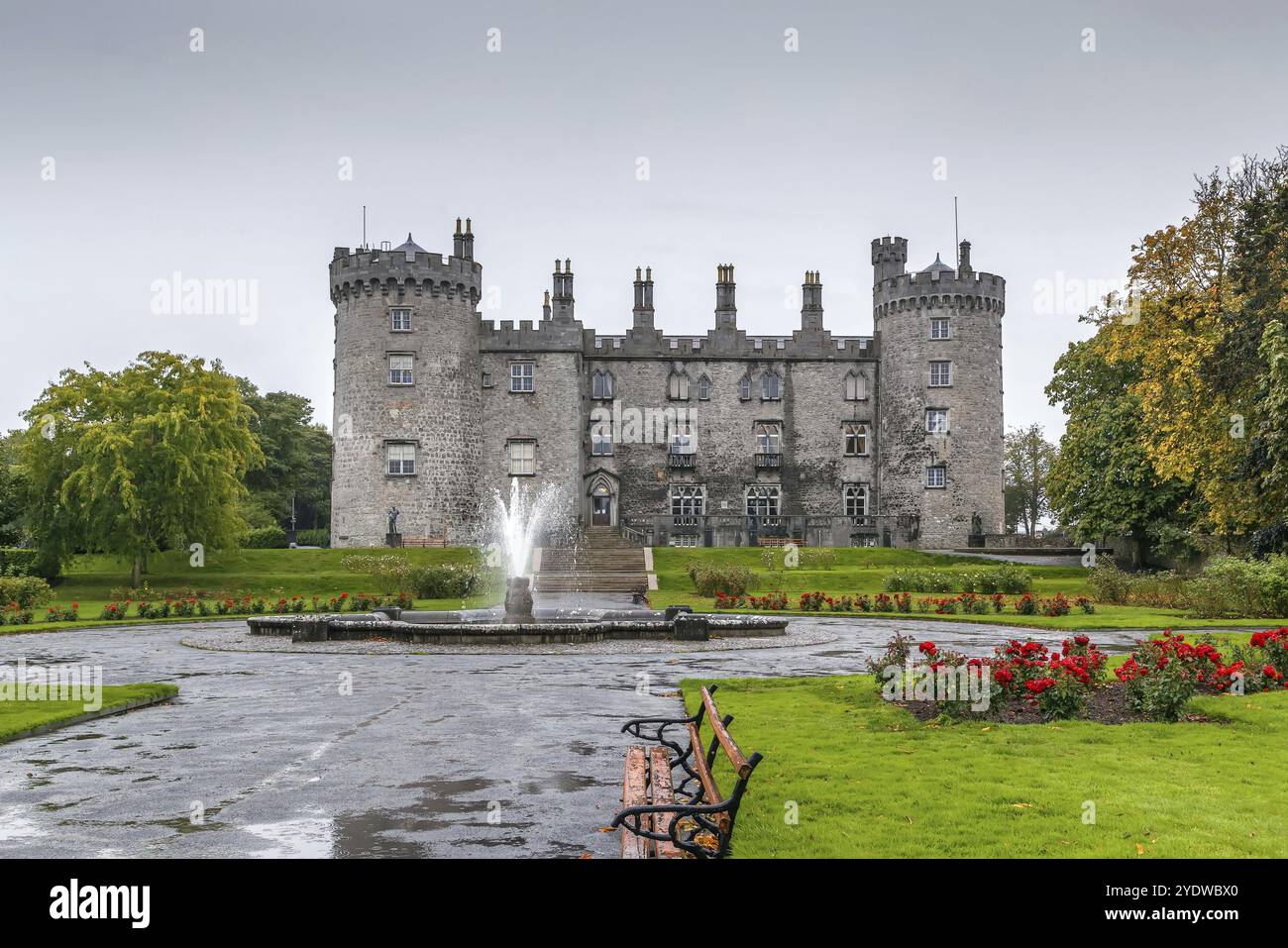 Kilkenny castle and gardens hi-res stock photography and images - Alamy