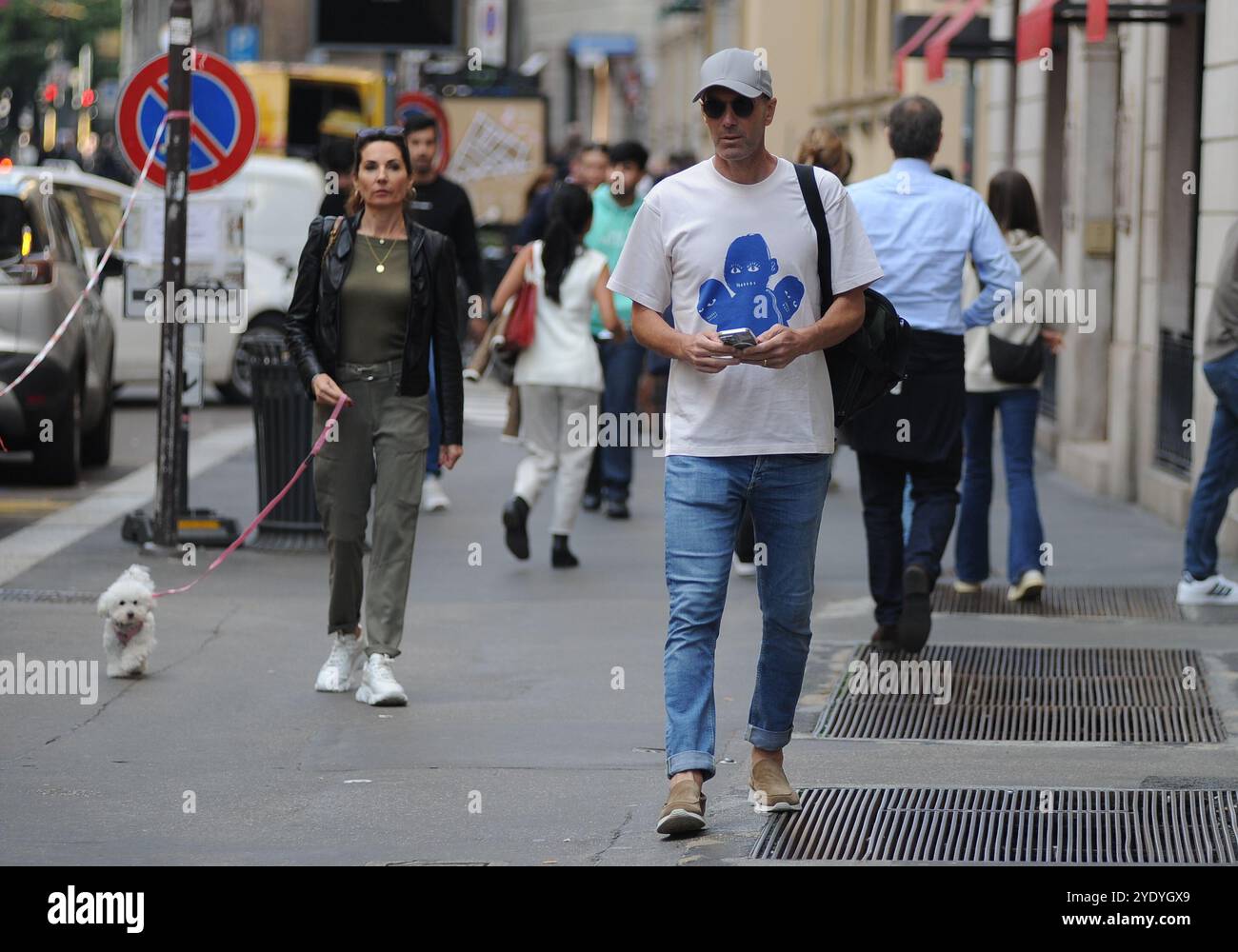 Milan, 28-10-2024 Zinedine Zidane caught walking downtown shopping with his wife Veronique. Stock Photo