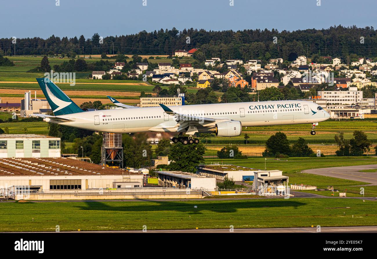 Zurich, Switzerland, 4th Aug 2024: A Cathay Pacific Airbus A350-1000 is on final approach to Zurich Airport. Registration B-LXK. (Photo by Andreas Haa Stock Photo