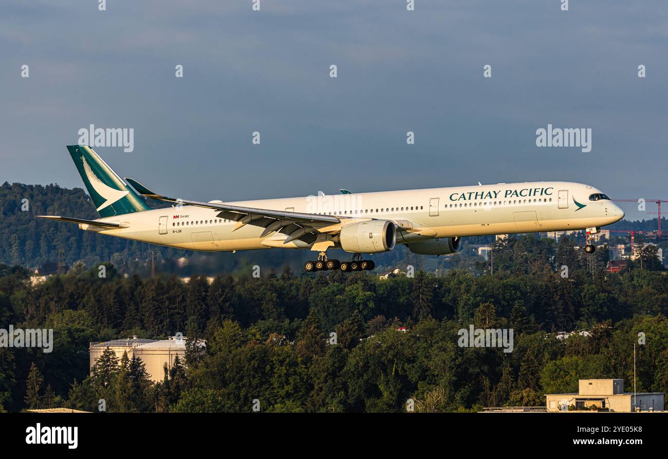 Zurich, Switzerland, 4th Aug 2024: A Cathay Pacific Airbus A350-1000 is on final approach to Zurich Airport. Registration B-LXK. (Photo by Andreas Haa Stock Photo
