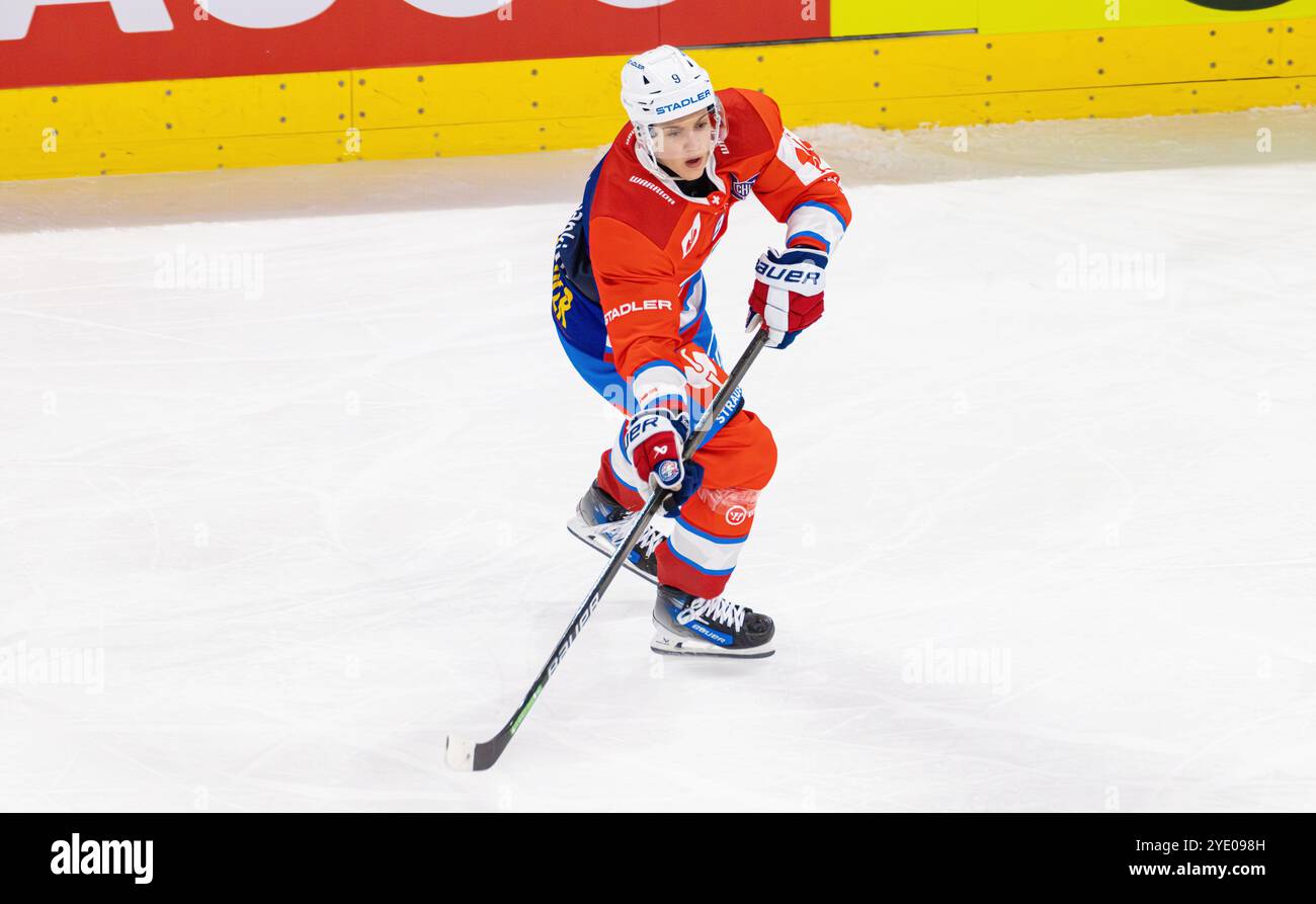 Zurich, Switzerland, 8th Oct 2024: #9 Vinzenz Rohrer, forward and ...
