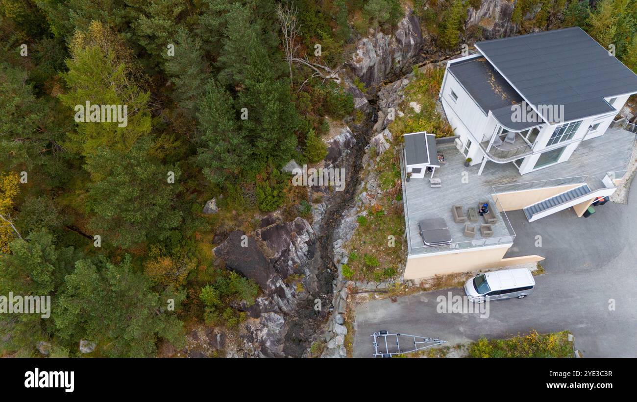 Surrounded by dense forest hi-res stock photography and images - Alamy