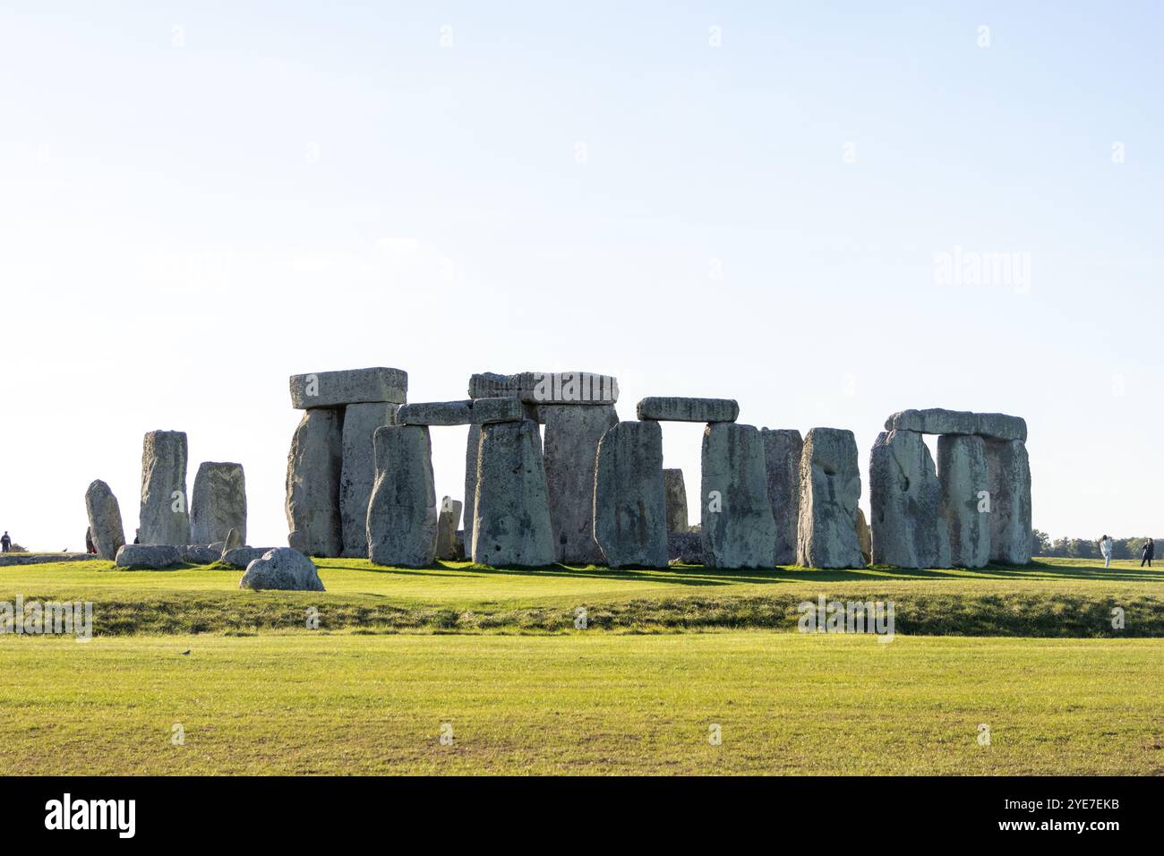 Monument of Stonehenge during a afternoon in England Stock Photo - Alamy