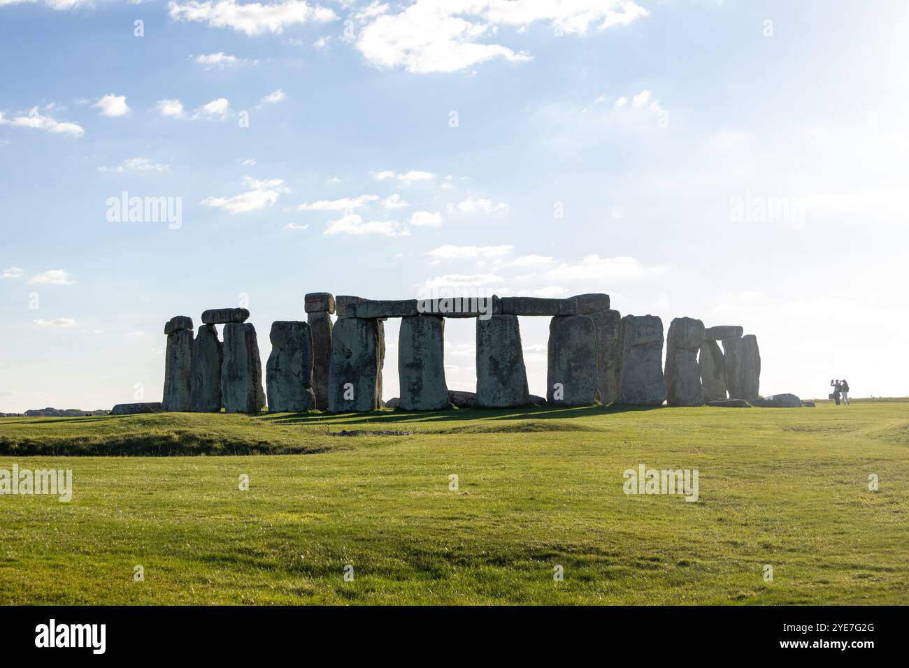Monument of Stonehenge during a afternoon in England Stock Photo - Alamy