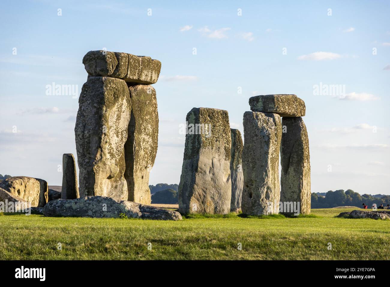 Monument of Stonehenge during a afternoon in England Stock Photo - Alamy