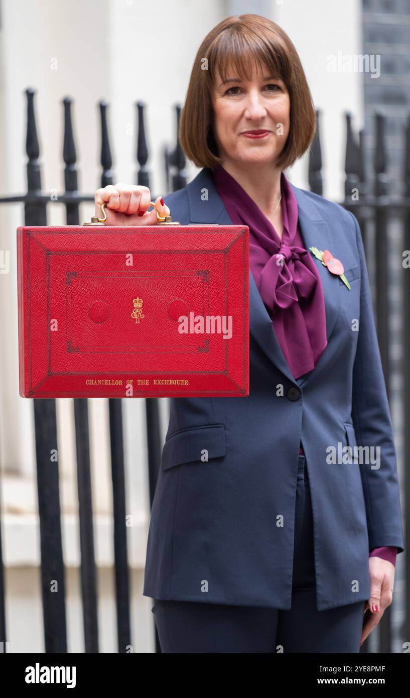 Rachel reeves budget case hi-res stock photography and images - Alamy