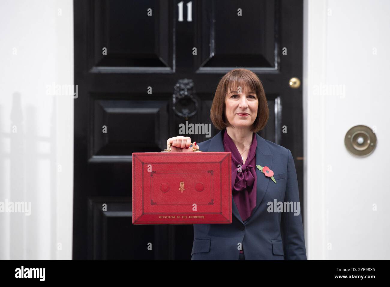 Rachel Reeves Despatch Box Rachel reeves budget box hi-res stock photography and images - Alamy