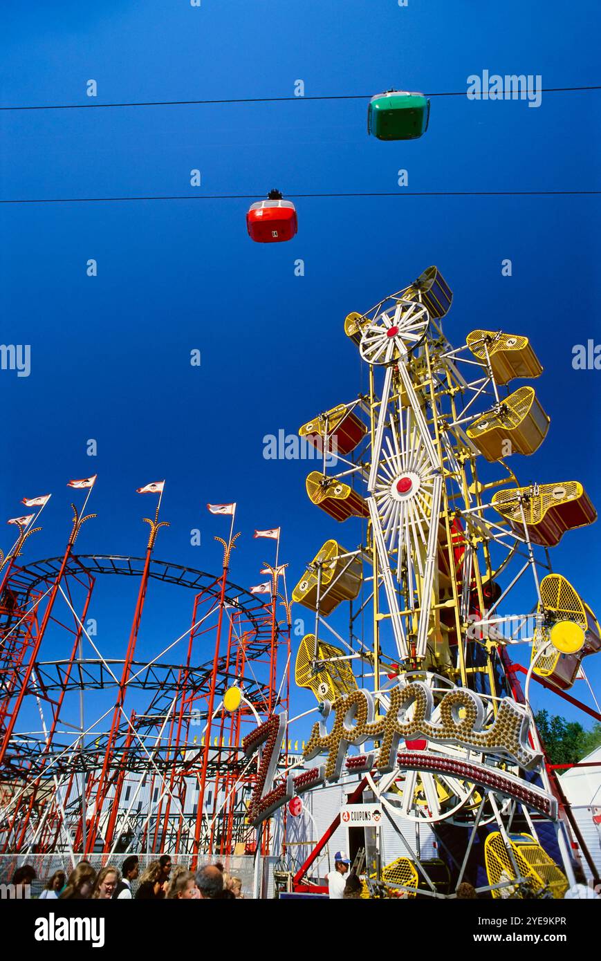 Toronto aerial ride hi-res stock photography and images - Alamy