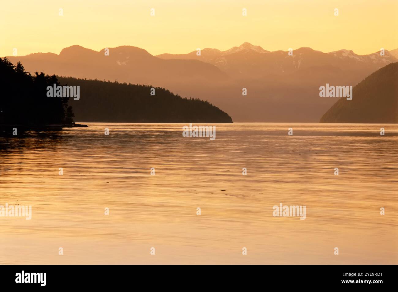 Beautiful inlet bays hi-res stock photography and images - Alamy