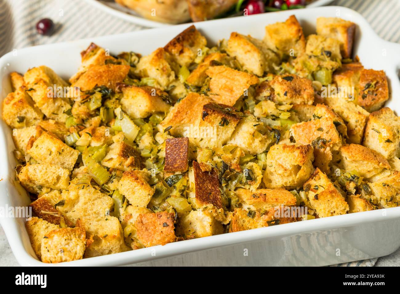 homemade-turkey-stuffing-for-thanksgiving-dinner-in-a-casserole-dish