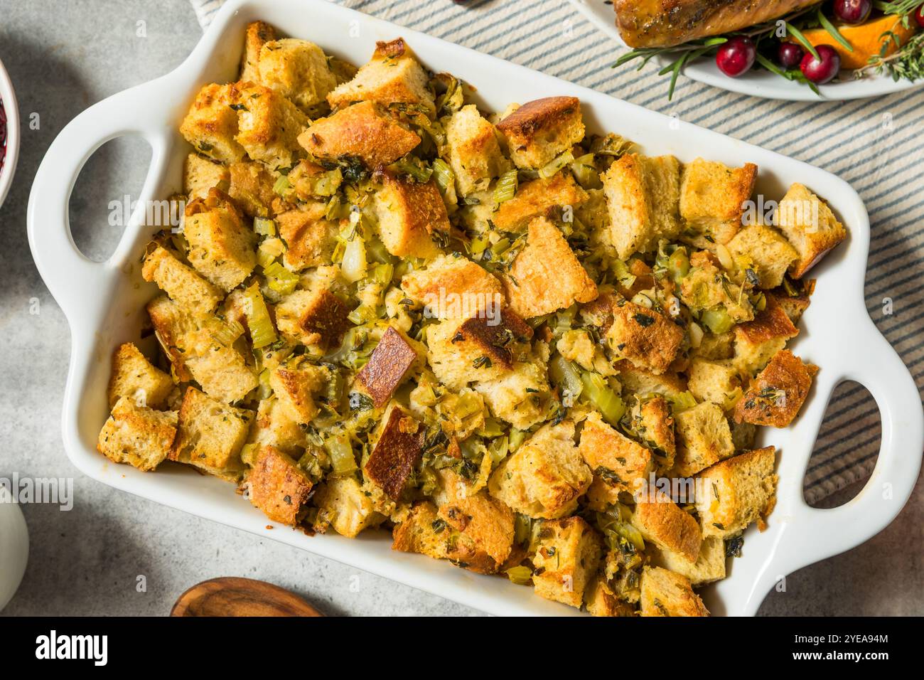 homemade-turkey-stuffing-for-thanksgiving-dinner-in-a-casserole-dish