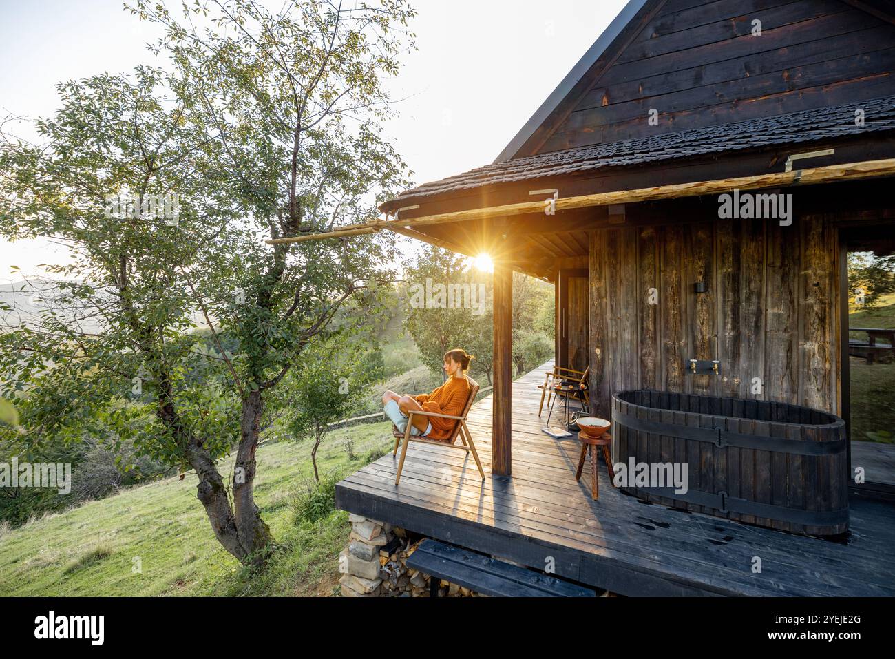 Golden hour in autumn hi-res stock photography and images - Alamy