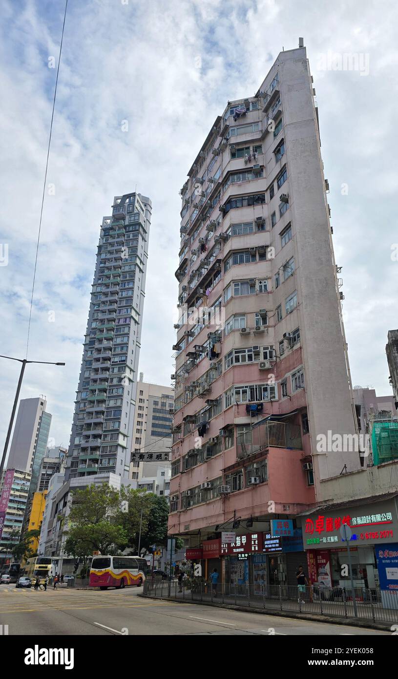 Wing kwong building hi-res stock photography and images - Alamy