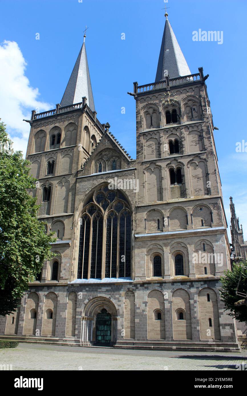 St Riktor St. Viktor Dom in Xanten (Germany Stock Photo - Alamy