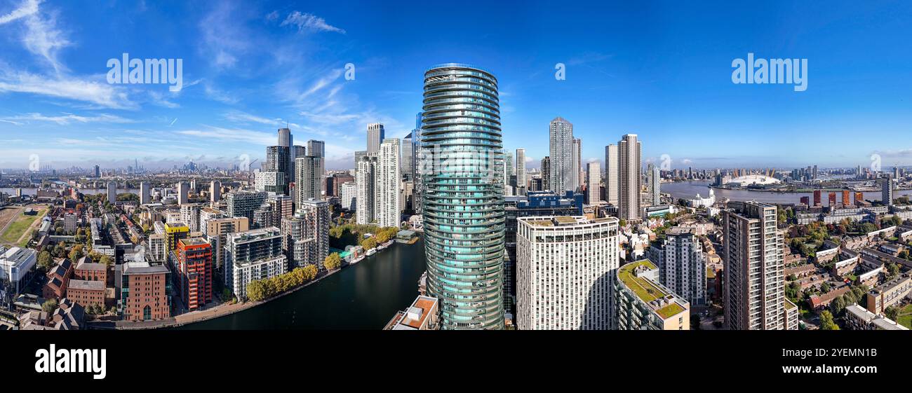 The quay club canary wharf hi-res stock photography and images - Alamy