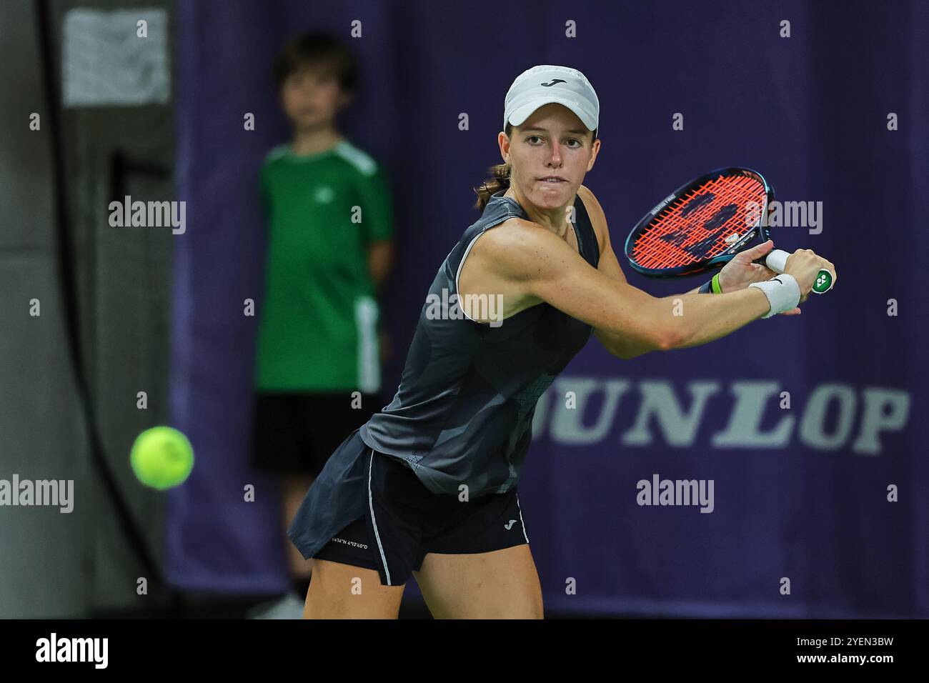 Hamburg, Hamburg, Germany. 31st Oct, 2024. Kaitlin Quevedo of Spain, returns with backhand during the Hamburg Henssler at Home Ladies Cup - Womens Tennis, ITF World Tennis Tour (Credit Image: © Mathias Schulz/ZUMA Press Wire) EDITORIAL USAGE ONLY! Not for Commercial USAGE! Stock Photo