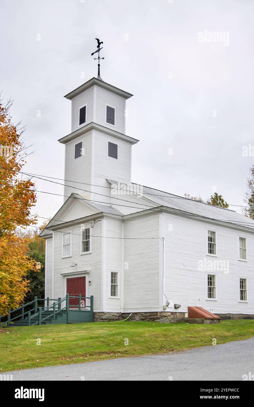 Rural town new england usa hi-res stock photography and images - Alamy