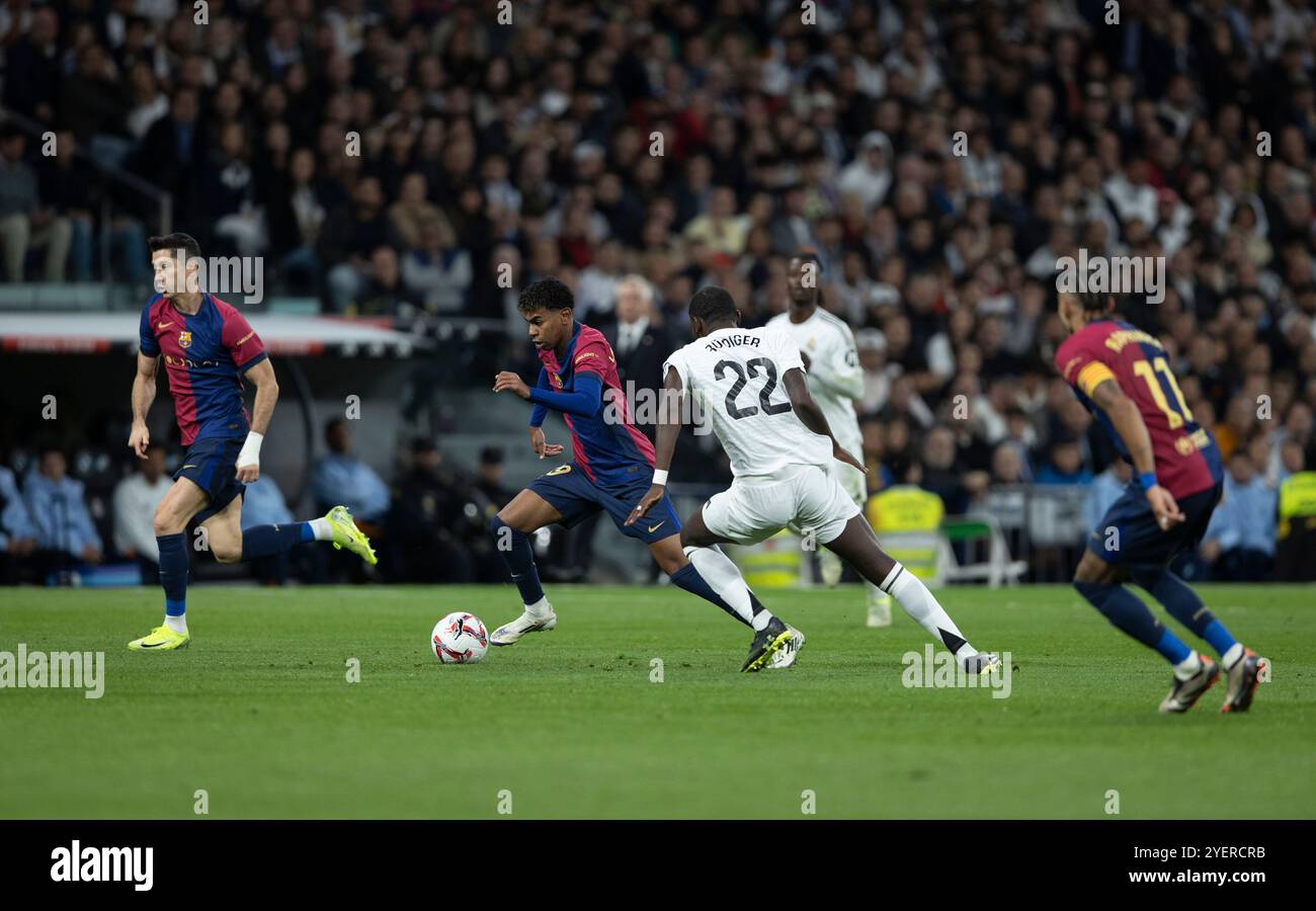 Lamine yamal barcelona hi-res stock photography and images - Alamy
