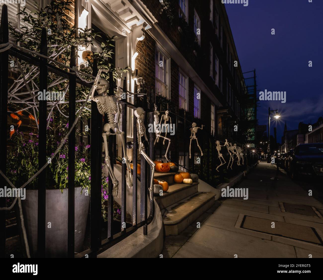 Halloween decorations london hi-res stock photography and images - Alamy