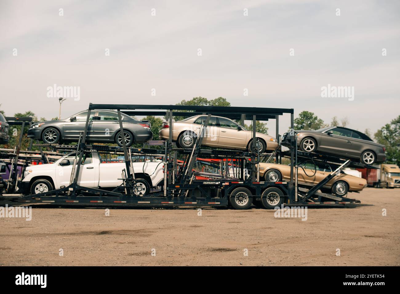 Industrial carrier powered day cab big rig black car hauler semi-truck ...