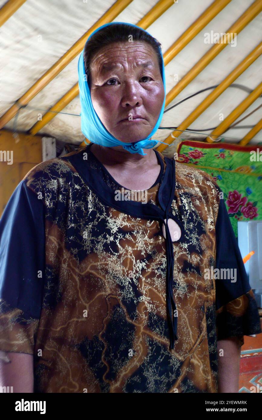 Woman. Mongolian Nomads. Mongolia Stock Photo - Alamy